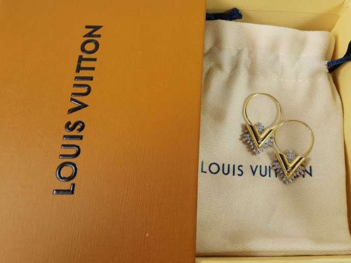 Picture of LV Earring _SKULVearring06cly16511811